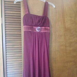 City Triangle size Small cranberry short dress